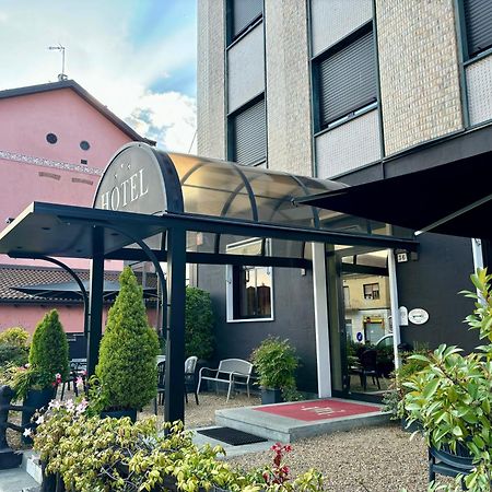 Hotel La Pace Сан-Мауро-Торінезе Екстер'єр фото